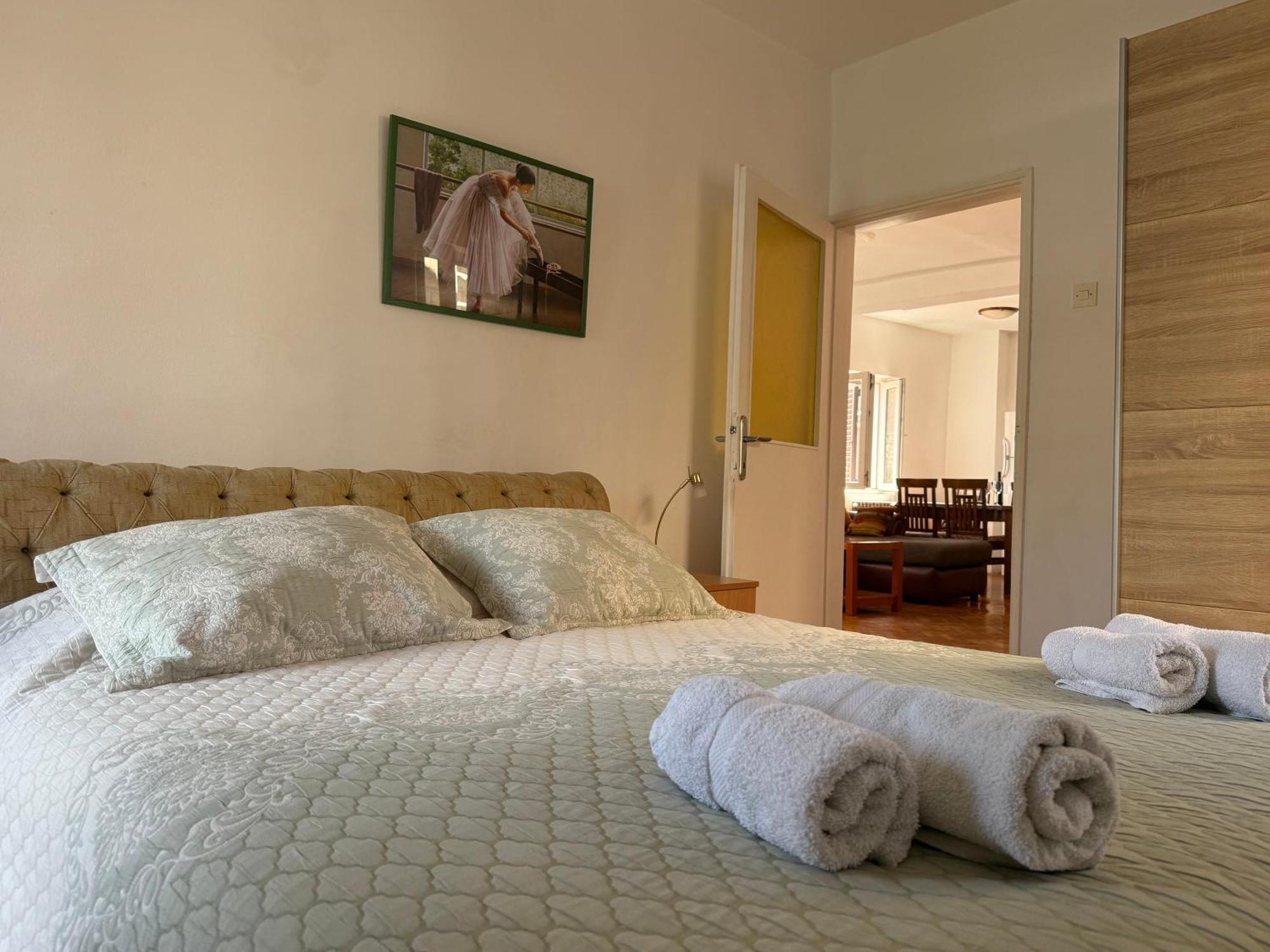 Apartments Aleksic Old Town Budva Luaran gambar