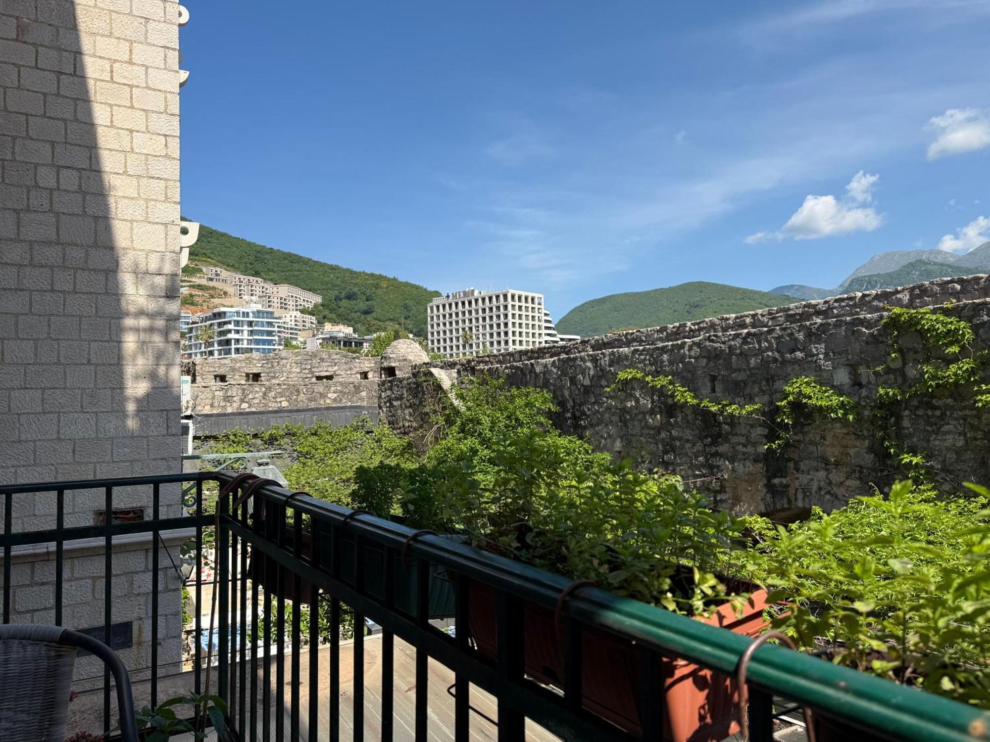 Apartments Aleksic Old Town Budva Luaran gambar